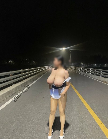 hhh1231 ポルノ女優 写真