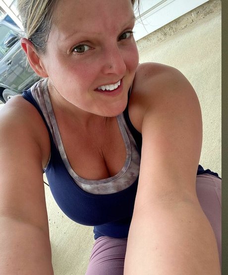 HealthyHappyFitandProud ポルノスター 独占 ギャラリー