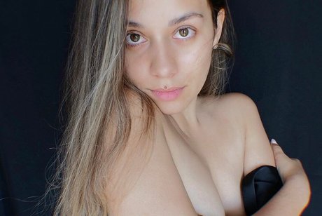 HoneyGirl 完璧なスター 写真