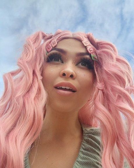 大学のアジア人オンリーファンズ 無料xxx 写真