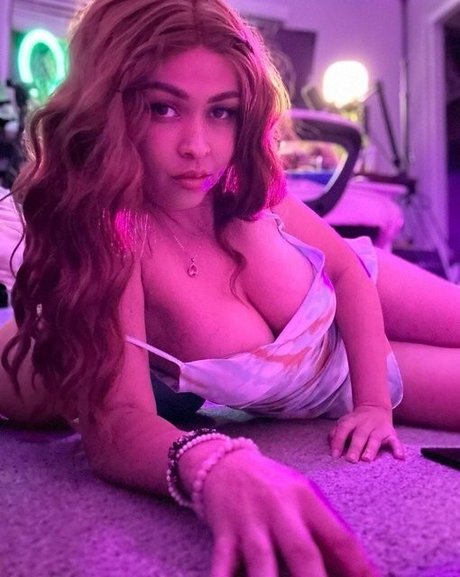 パイズリ オンリーファンズ アートxxx 画像