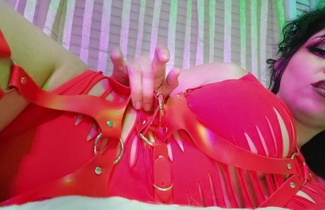 ストリップショー オンリーファンズ ホットセックス 画像