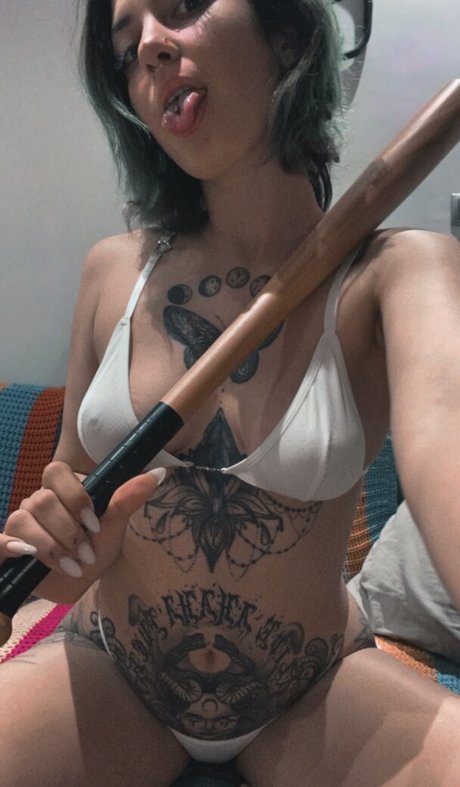 Inkedellen 最高の女優 写真