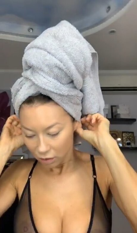 最もホットなヌードオンリーファンズ 無料 写真