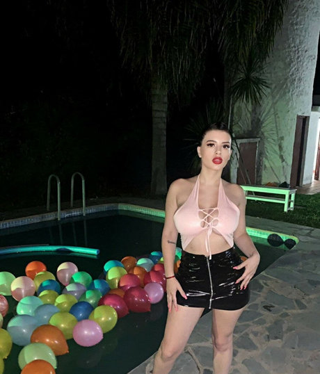 Anastasia lux ポルノ女優 アーカイブ