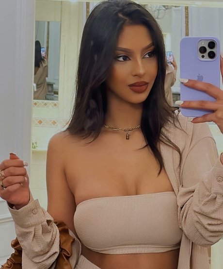 violettcameron ポルノモデル 写真