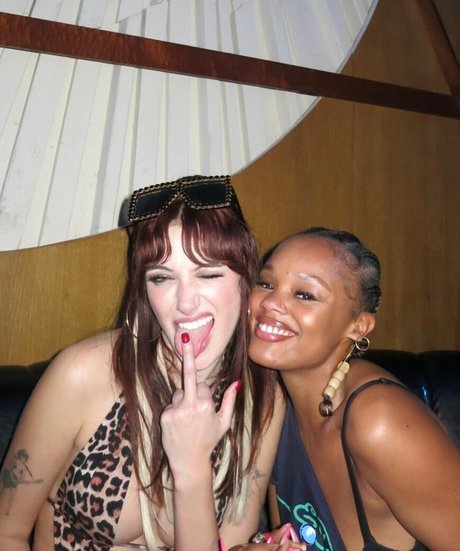 アマチュア寝取られオンリーファンズ アダルト 画像