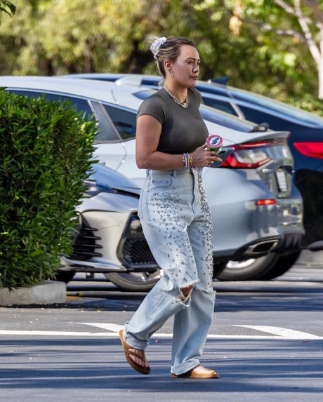 Hillary Duff アートモデル 写真