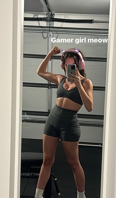 Paladinamber ポルノスター アート 写真