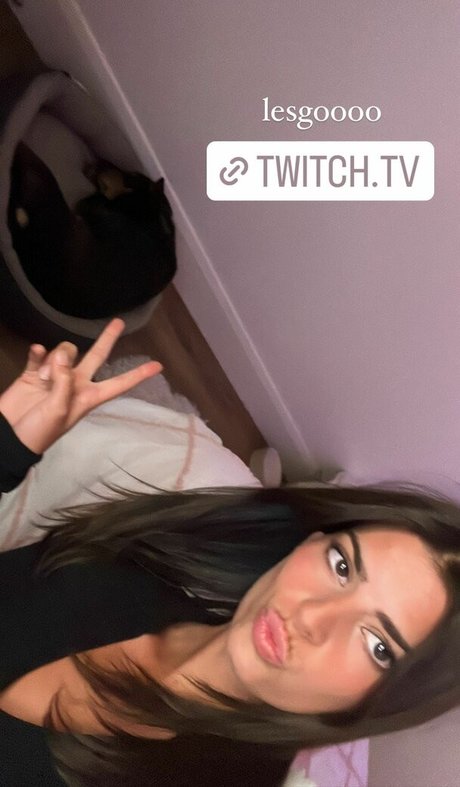 Develique スター xxx 画像