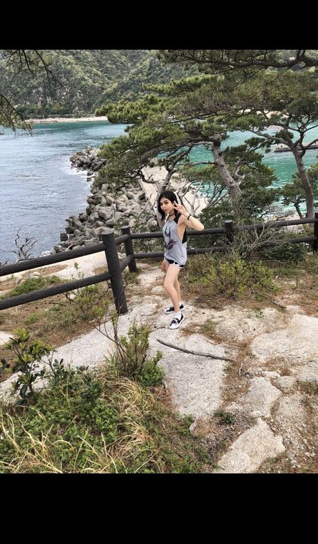 Altbonny 美しいモデル 写真