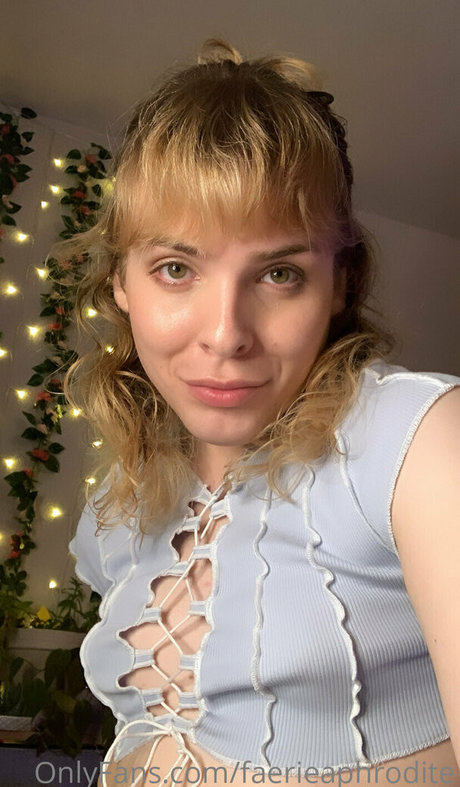 faerieaphrodite ヌード女優 写真