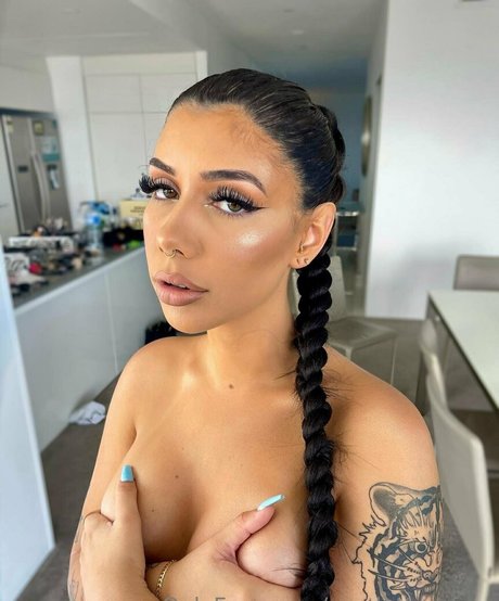 scarlettrayfree スター ヌード 写真