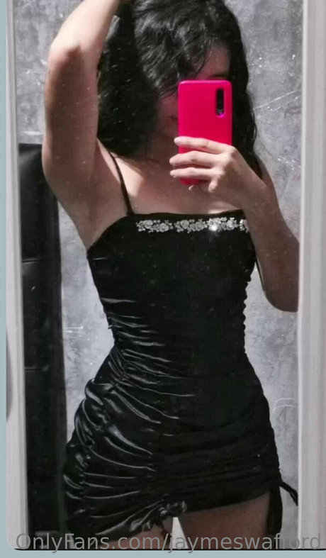 ベビーシッターオンリーファンズ ホットxxx 画像