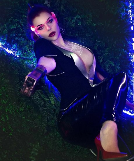 Anya Ichios ポルノスター 画像