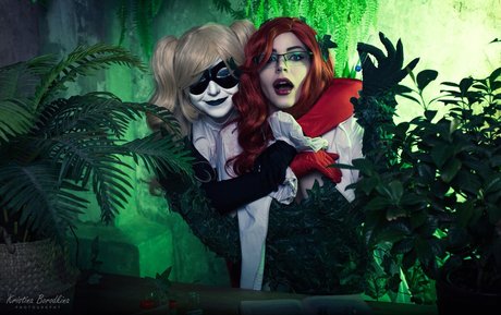 柔軟なティーンオンリーファン アートポルノ 画像