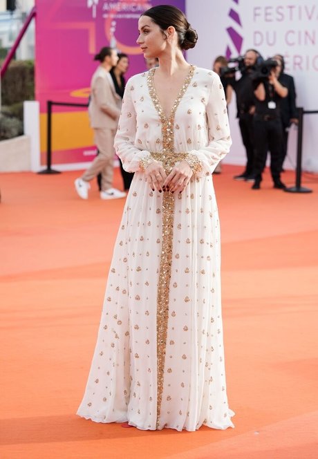 ゲイディルドオンリーファンズ ポルノ 写真