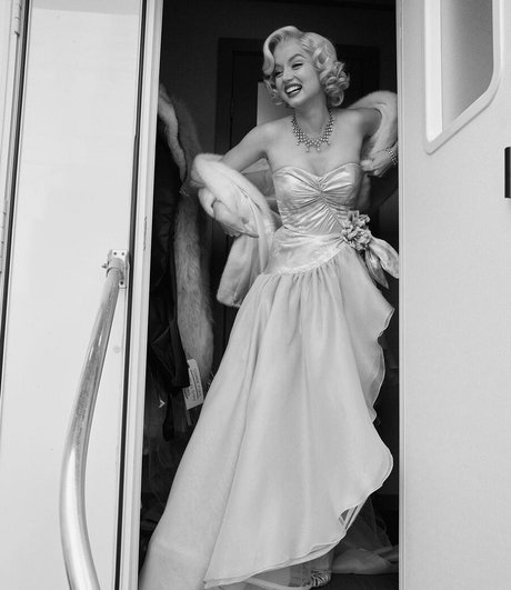 コスプレ ヘンタイ オンリーファンズ 可愛い アーカイブ