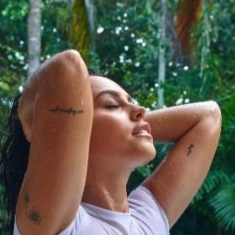 レズビアン誘惑オンリーファンズ HD 写真