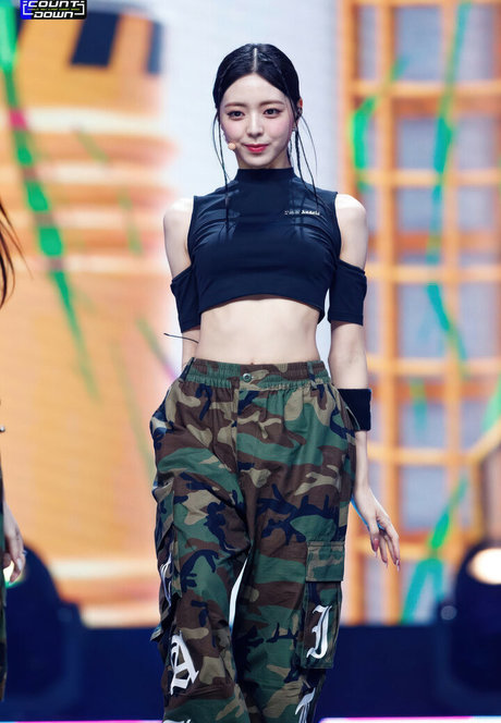 itzy all in us かわいいポルノスター ギャラリー