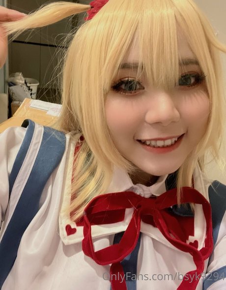 カーリーエボニーオンリーファンズ 無料裸 ギャラリー