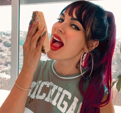 Nadine Velazquez 高品質女優 ギャラリー