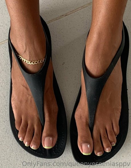 queenyesseniasppv アート女優 写真