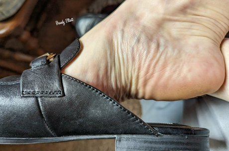 ティックトックスター オンリーファンズ ホットポルノ ギャラリー