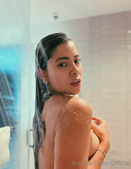 ariaserrano 高品質のスター ギャラリー