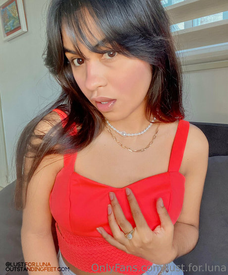 かわいいアナルオンリーファンズ 可愛い 写真