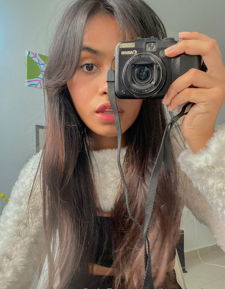 lust for luna 可愛いモデル 画像