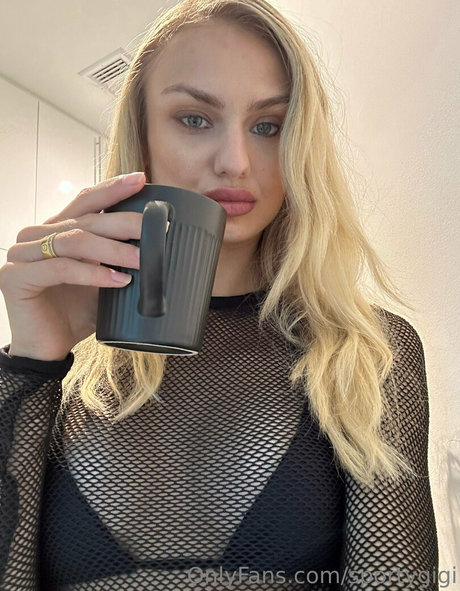 gigixgossiptalk ポルノスター 写真