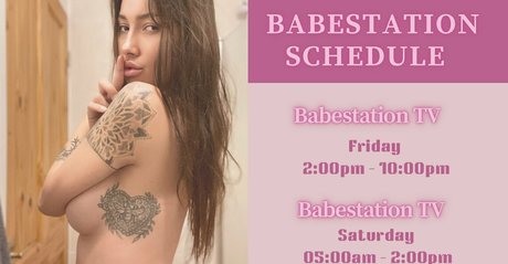 カーリーエボニーオンリーファンズ セクシー アーカイブ