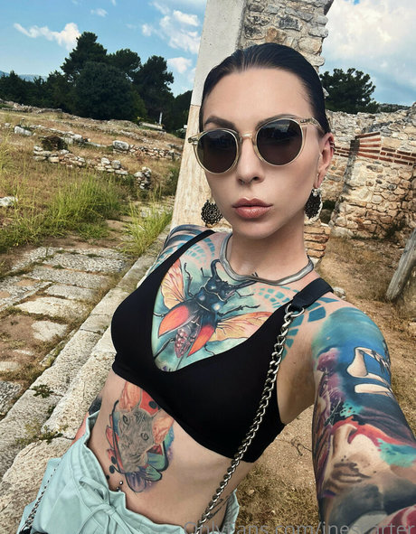 inkedines 独占ポルノスター 写真