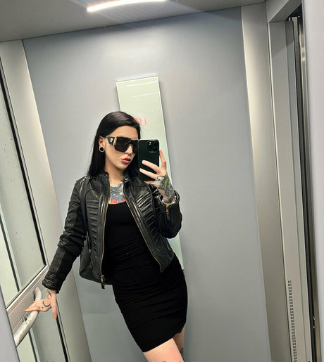 inkedines 完璧なモデル 画像