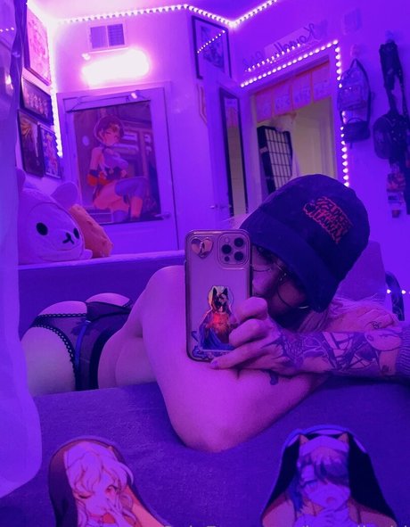 BBWランジェリーオンリーファンズ セクシーヌード 写真