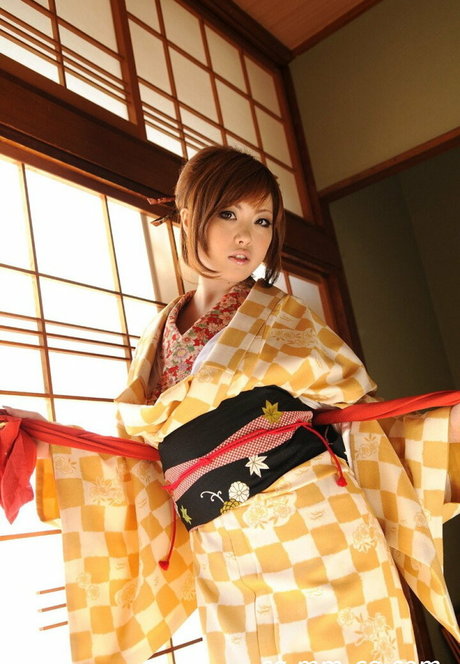 Hamasaki Rio セクシーモデル ギャラリー