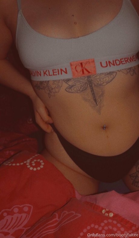 ニューハーフオンリーファン 無料エロ 写真