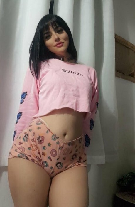 Angel Bronzony セクシーなポルノスター アーカイブ