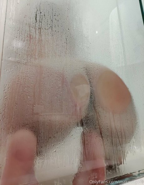 レズビアン誘惑オンリーファンズ 素敵 写真