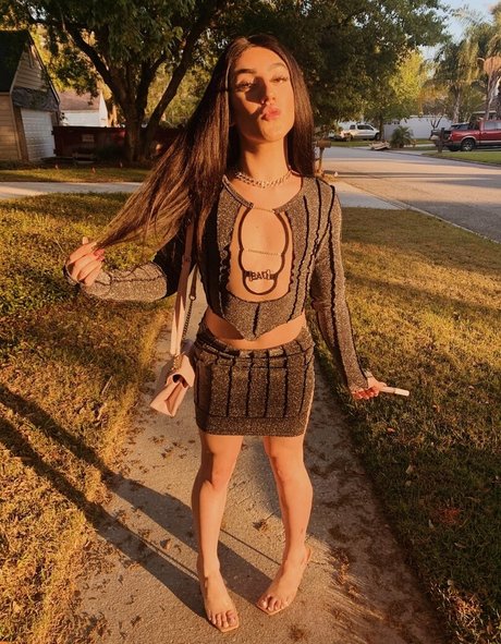 lunabarbiedoll 美しいスター 写真