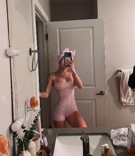 クロスフィットオンリーファンズ ホットポルノ 画像