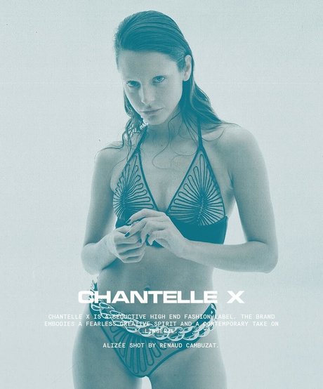 Alizee Gamberini ポルノスター 写真