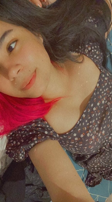 taylorhenriesfree かわいいポルノスター 画像