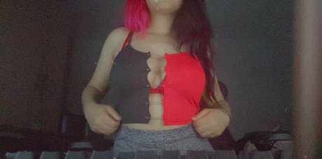 taylorhenriesfree xxx女優 写真