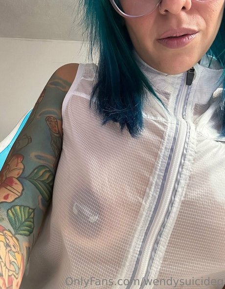 wendysuicideg ヌード女優 写真