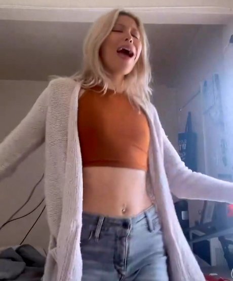 立ちファックオンリーファンズ セクシーヌード 画像