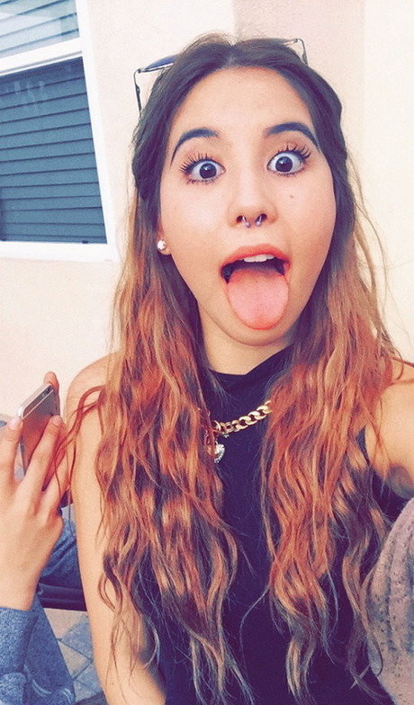 アジア人ニューハーフオンリーファンズ ポルノ ギャラリー