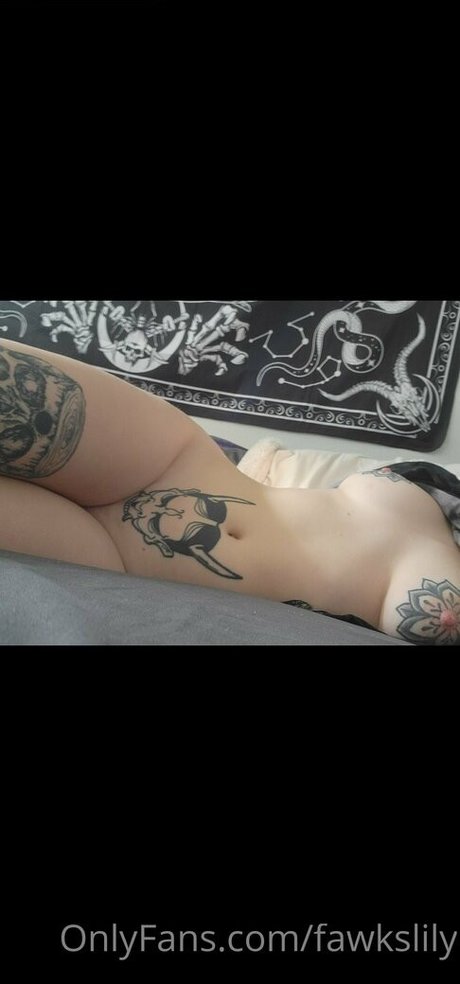 曲線美の裸オンリーファンズ えろ 写真