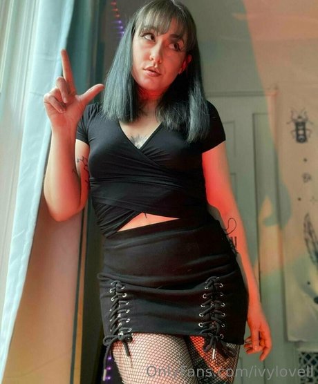 ivylovell エロティックなスター 画像